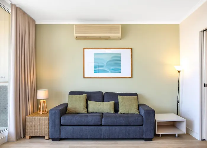 Hinterland Luxury - 1 Bedroom Hinterland View Apt
