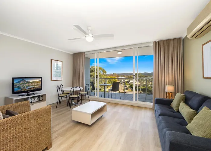 Hinterland Luxury - 1 Bedroom Hinterland View Apt